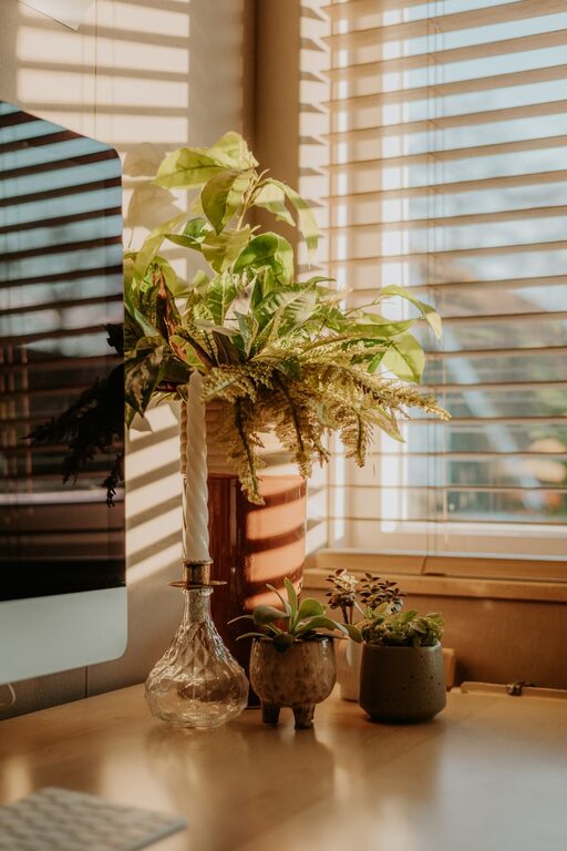 How to Create a Relaxing Home Workspace to Boost Productivity